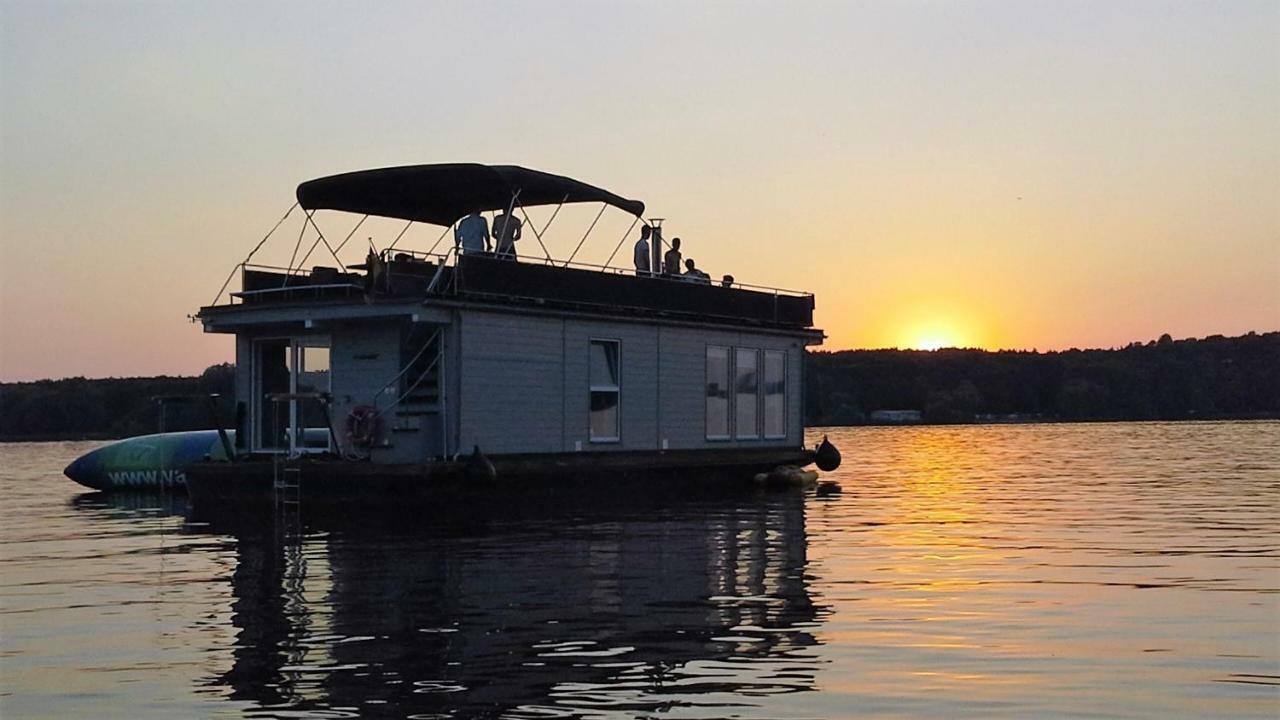 Hausboot Deluxe Hotel Berlin Exterior photo