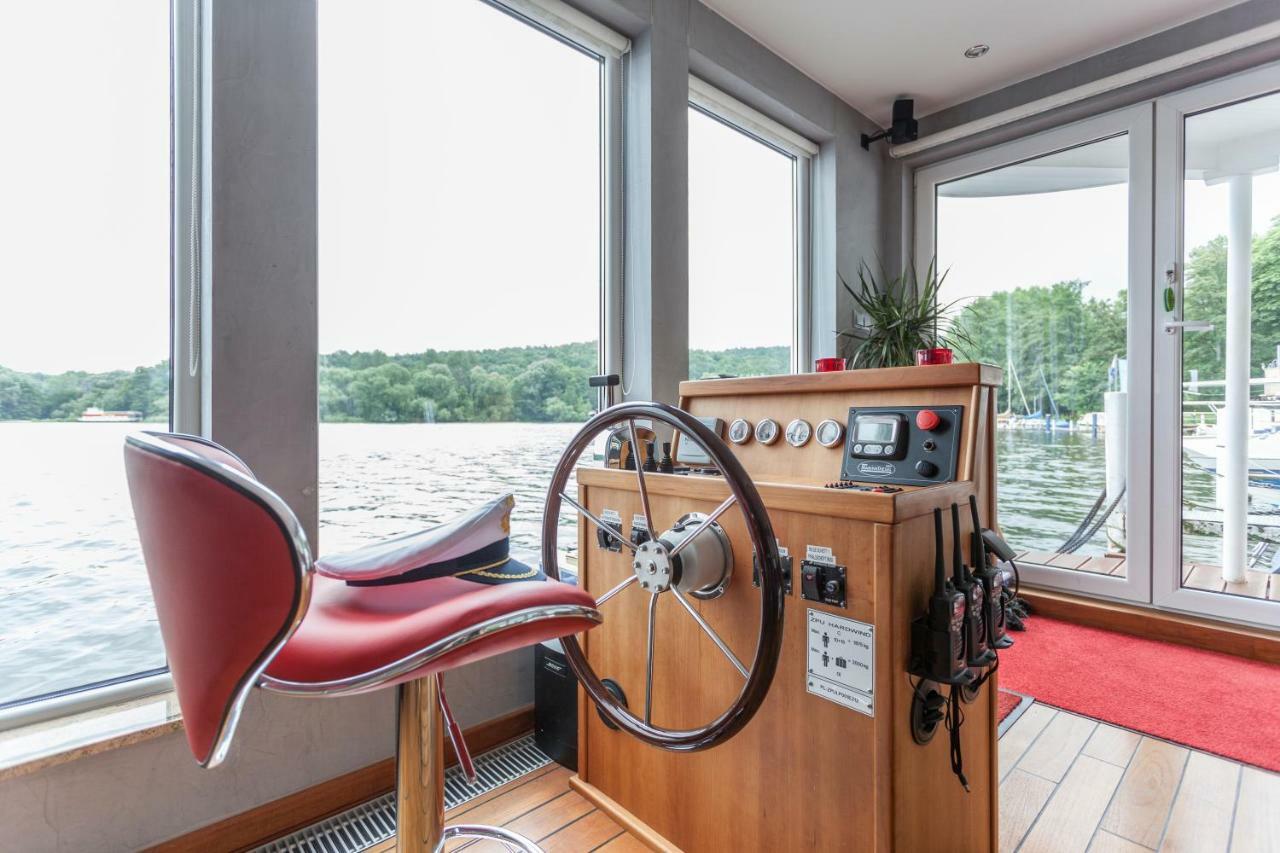 Hausboot Deluxe Hotel Berlin Exterior photo